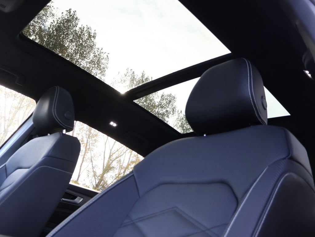 New 2026 Volkswagen Atlas Cross Sport SE image 42