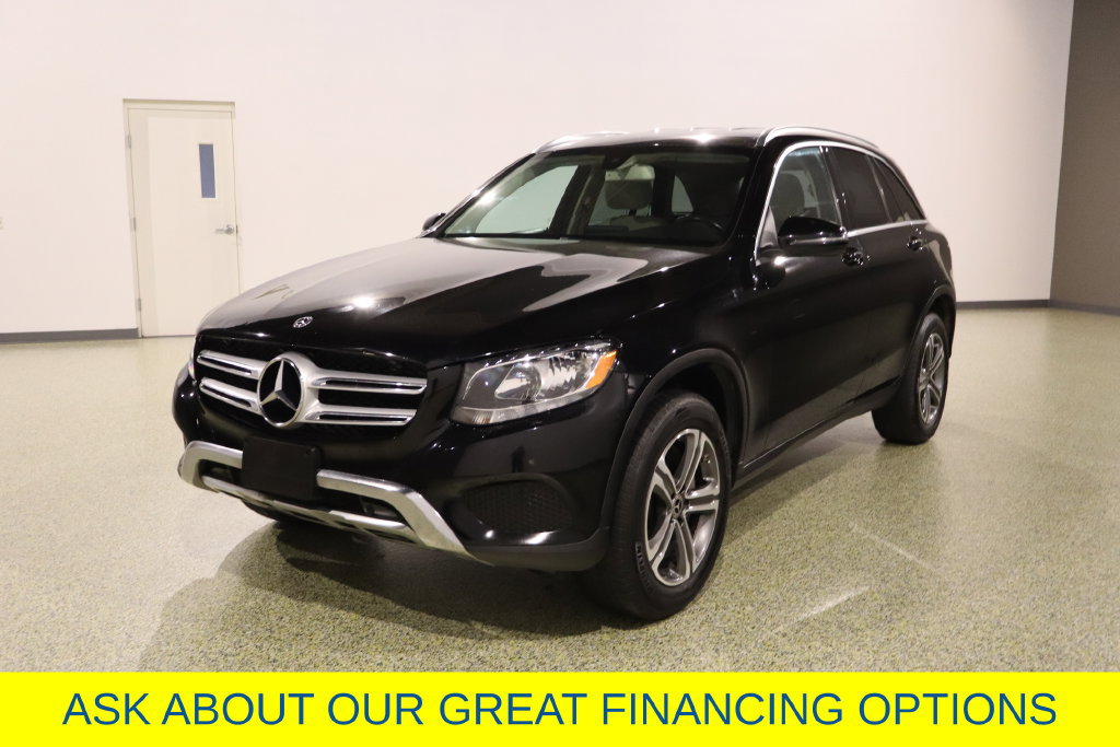 Used 2019 Mercedes-Benz GLC 300 image 4
