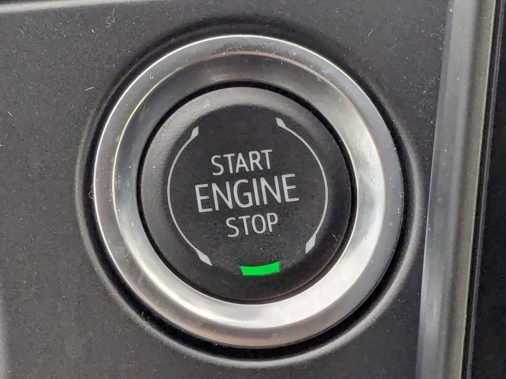 Used 2025 Chevrolet Blazer LT image 29