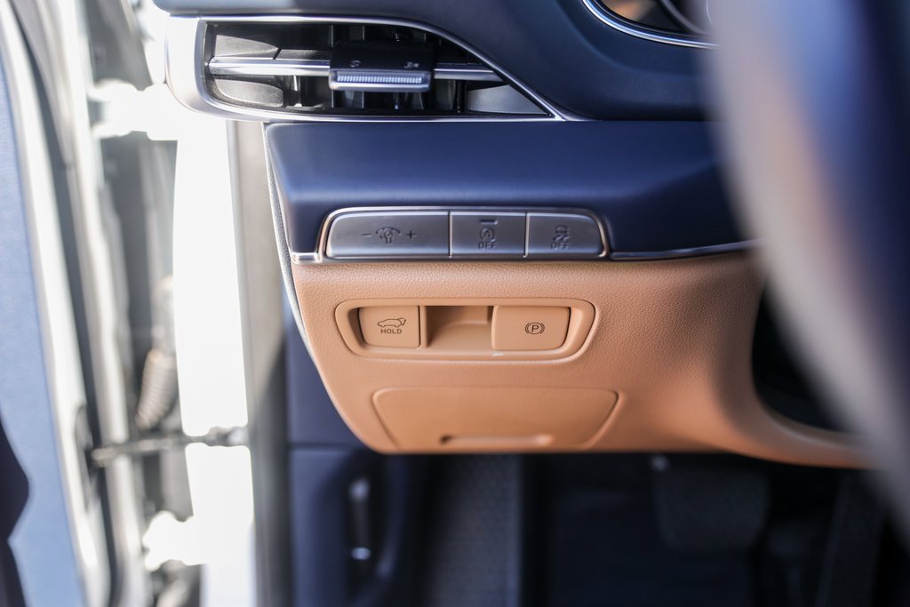 Used 2023 Genesis GV80 3.5T Advanced + image 15