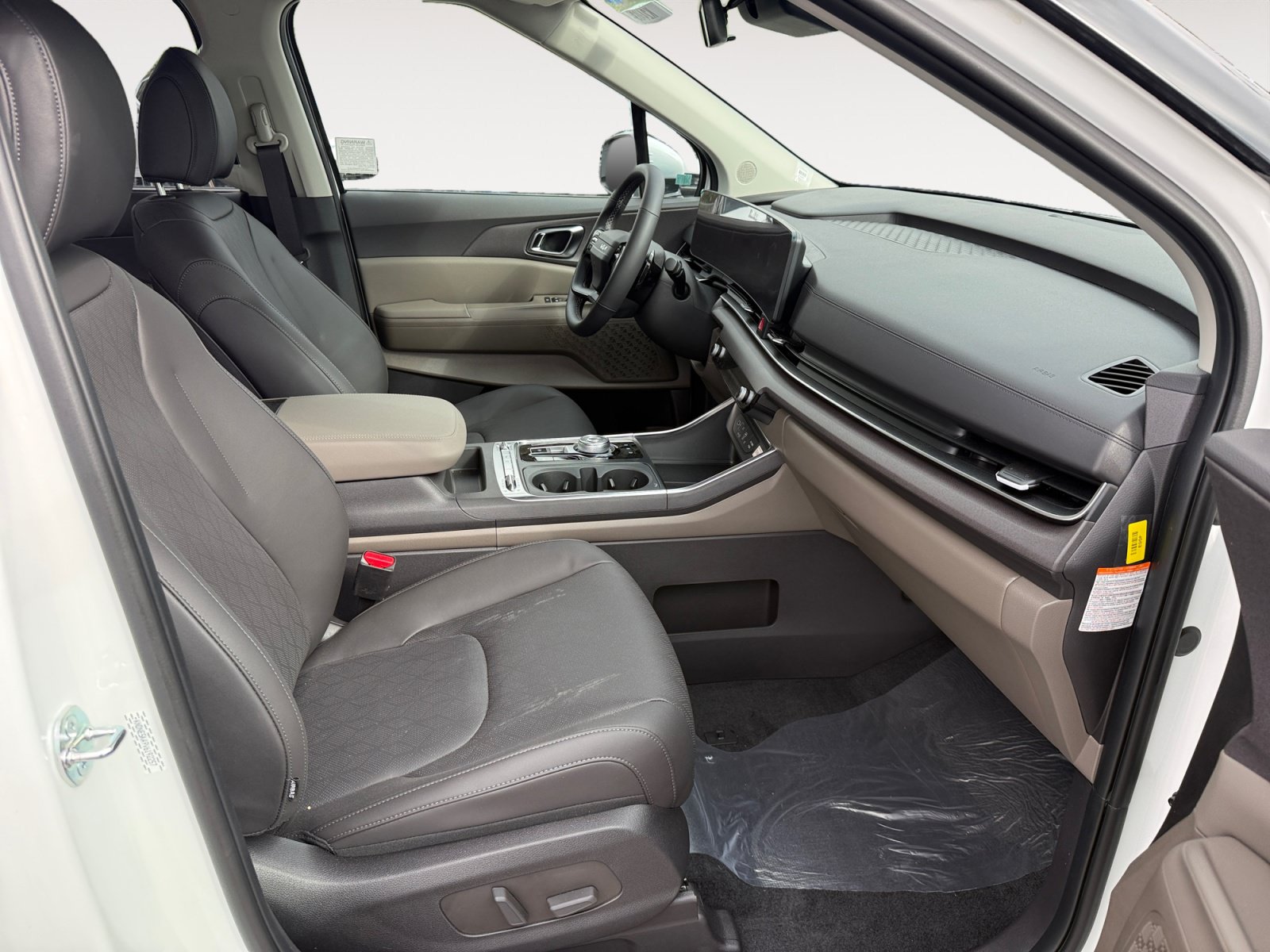 New 2027 Kia Carnival SX FWD image 18