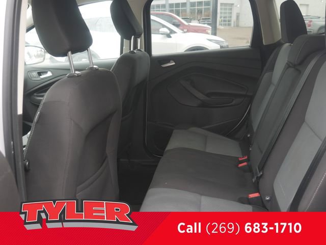 Used 2018 Ford Escape SE image 41