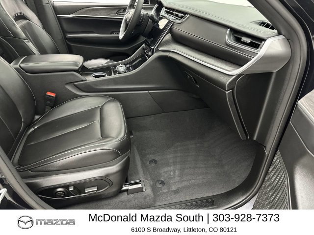 Used 2024 Jeep Grand Cherokee Limited AWD/4WD image 25