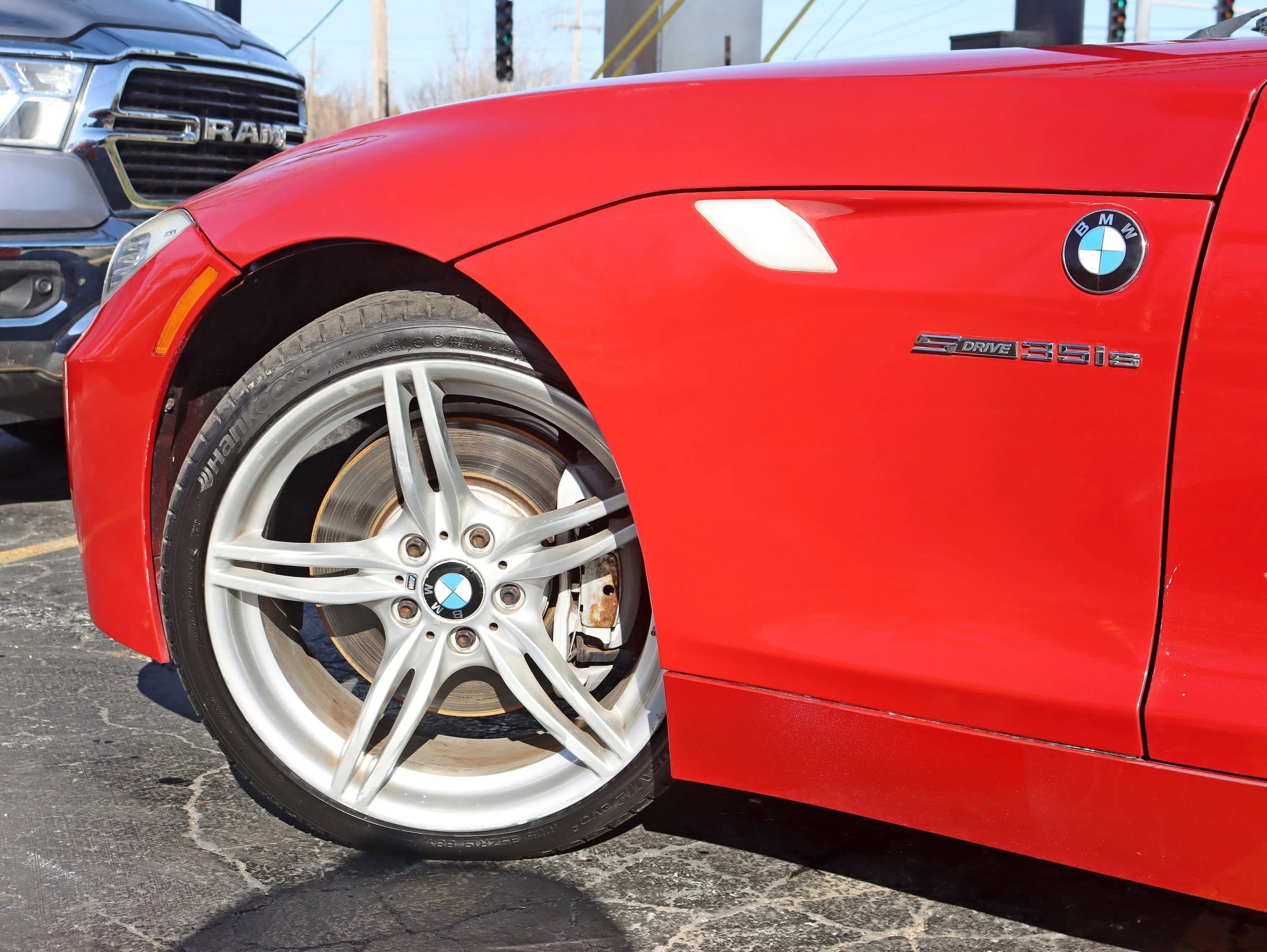 Used 2011 BMW Z4 sDrive35is RWD image 16