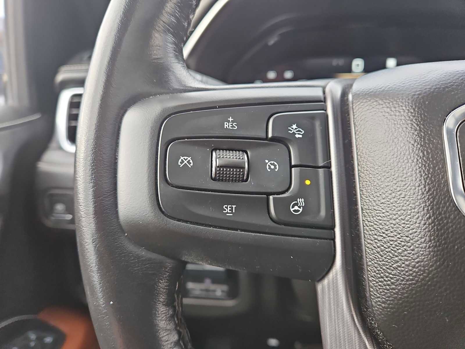 Used 2023 GMC Yukon Denali Ultimate image 26