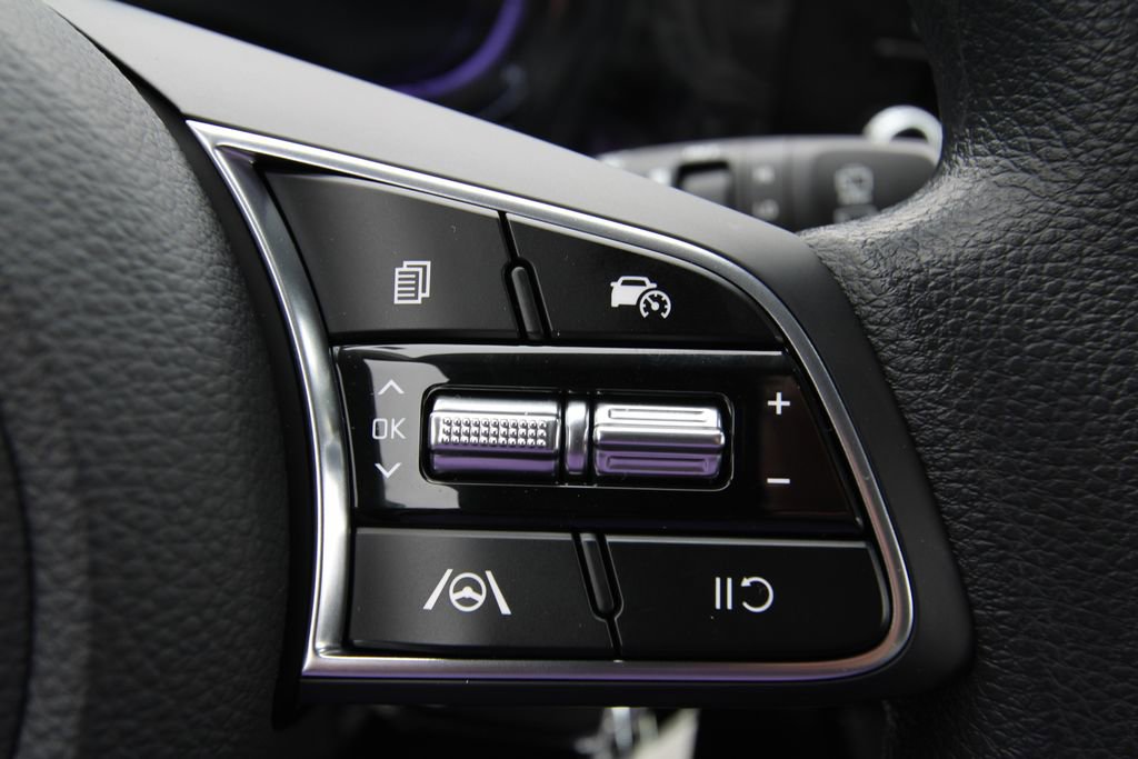 New 2026 Kia Seltos LX image 18