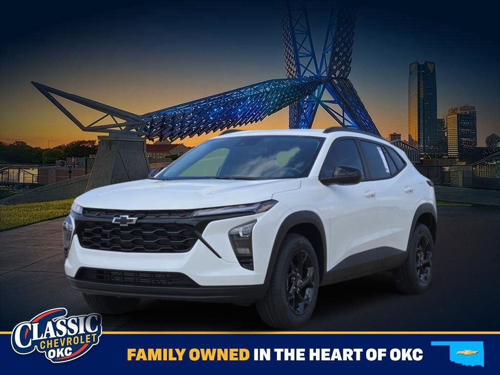 New 2026 Chevrolet Trax LT w/ Driver Confidence Package FWD image 2