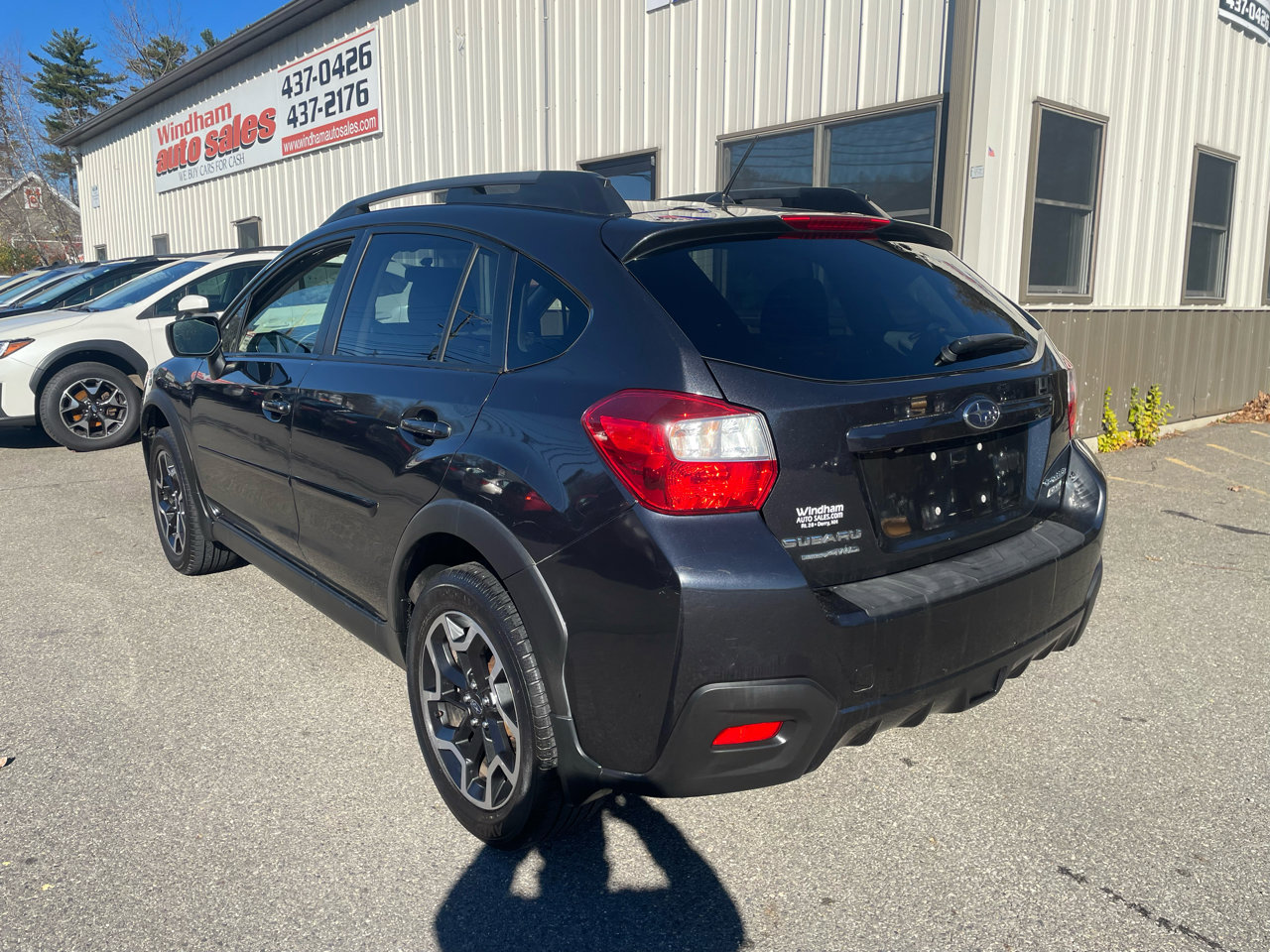 Used 2017 Subaru Crosstrek 2.0i image 6