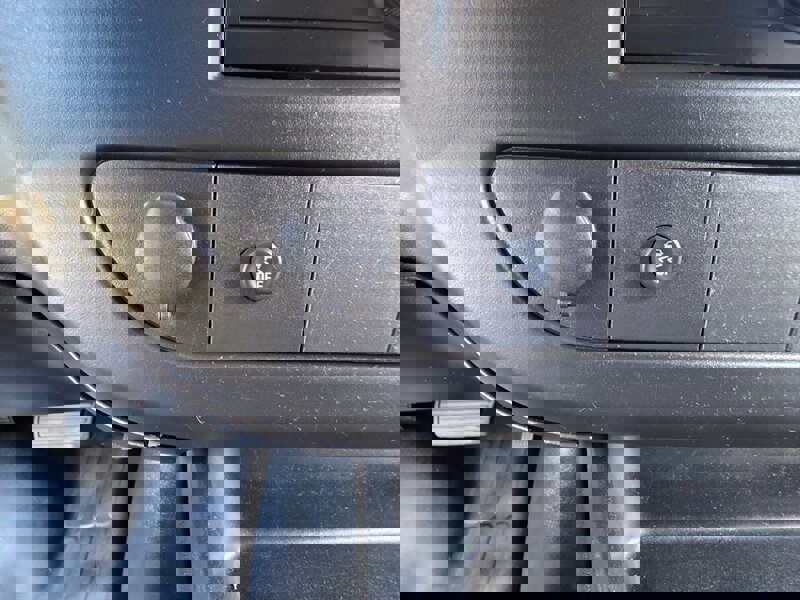 Used 2014 Chevrolet Express 2500 image 38