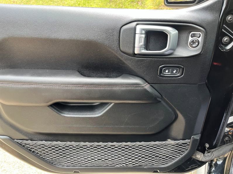 Used 2020 Jeep Gladiator Rubicon AWD/4WD image 6