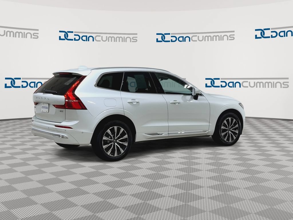 Used 2023 Volvo XC60 B5 Plus FWD image 8