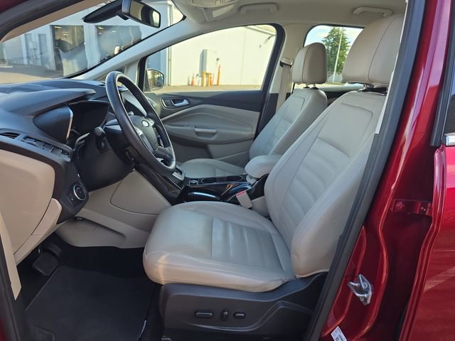 Used 2017 Ford C-MAX Titanium w/ Equipment Group 301A image 16