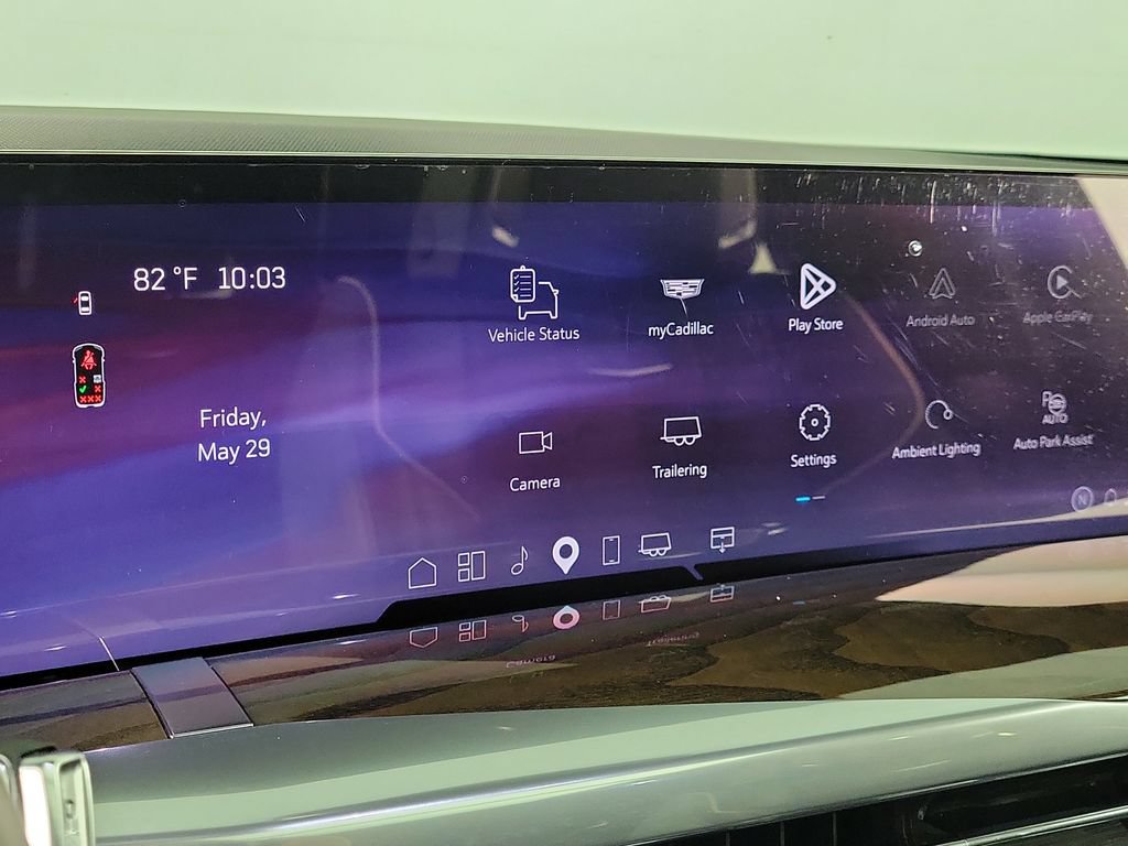 Certified 2025 Cadillac Escalade ESV Sport Platinum w/ LPO, Floor Liner Package AWD/4WD image 27
