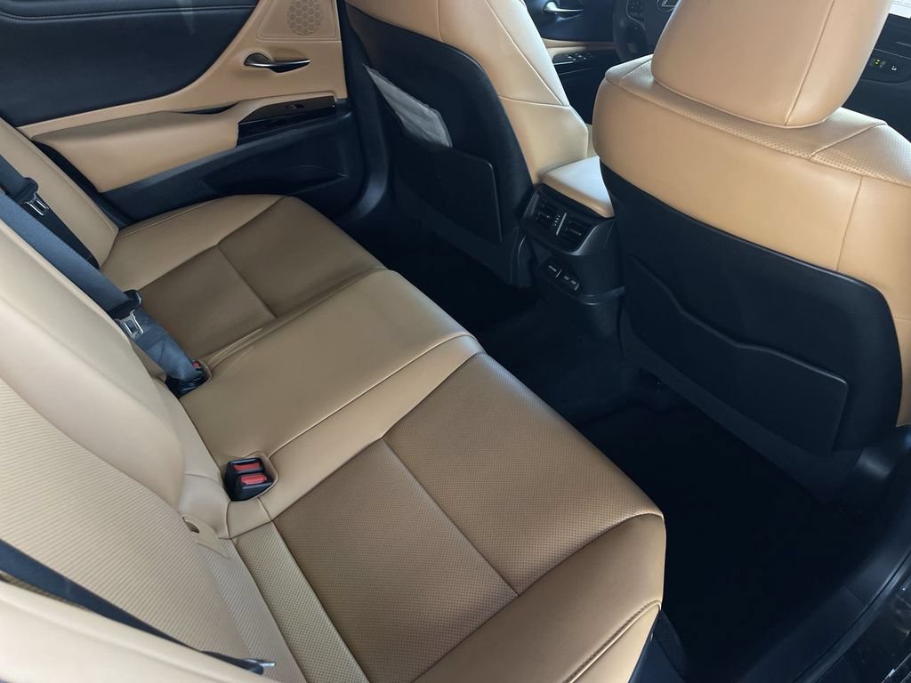 Used 2023 Lexus ES 350 w/ Premium Package FWD image 25