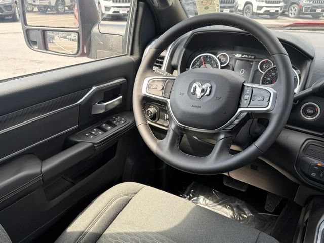 New 2026 RAM 2500 Big Horn AWD/4WD image 34