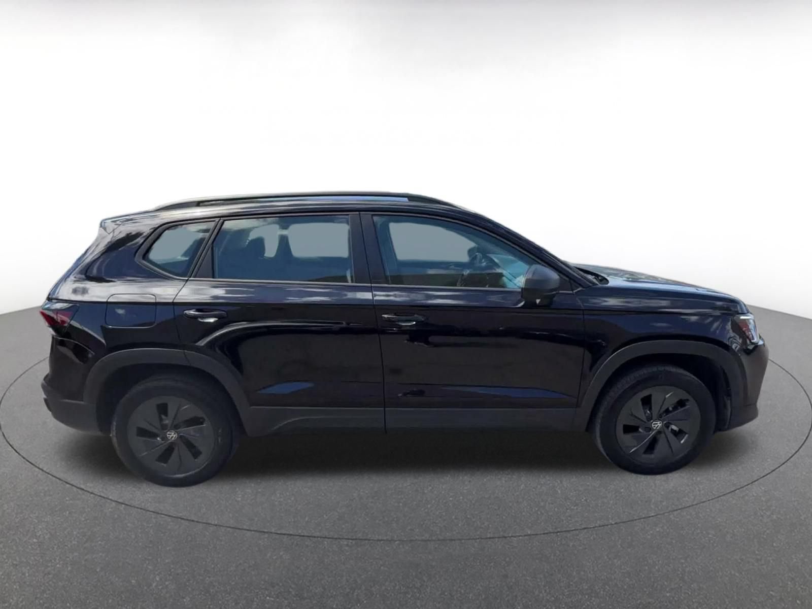 Used 2025 Volkswagen Taos S FWD image 15