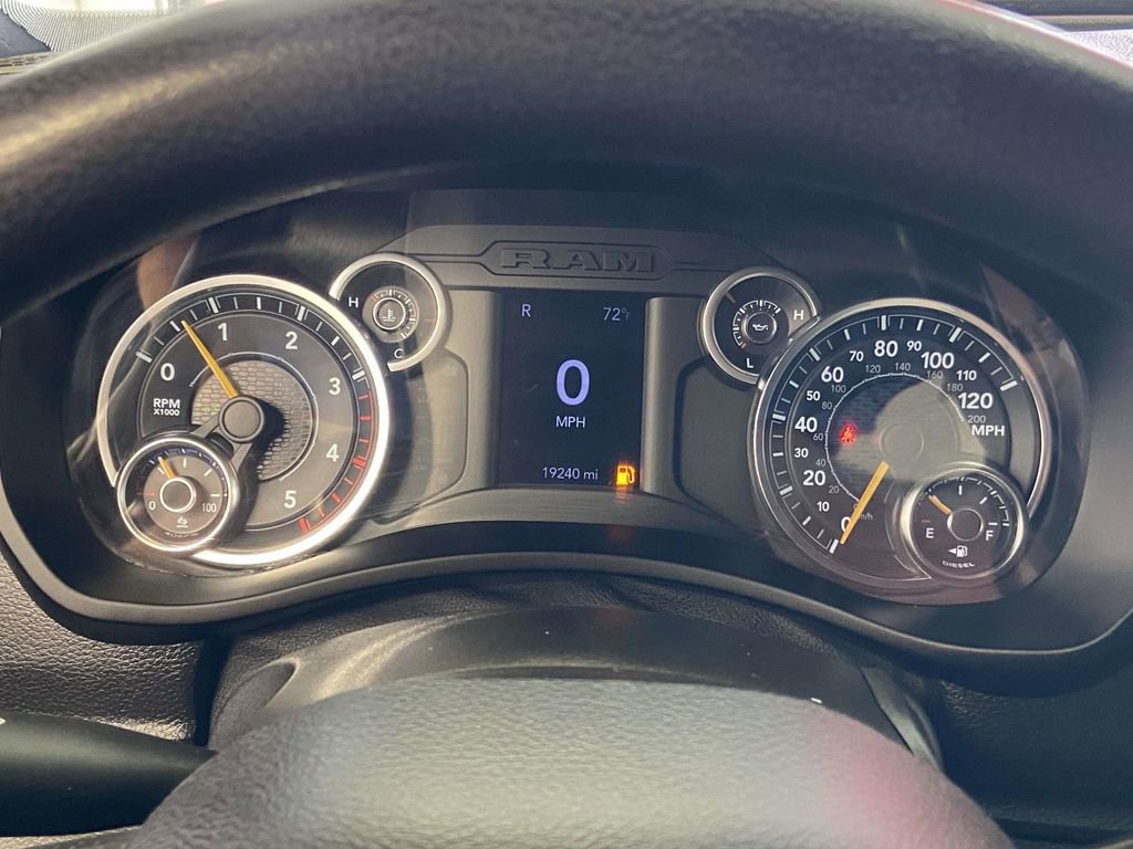 Used 2022 RAM 2500 Tradesman w/ Chrome Appearance Group image 29