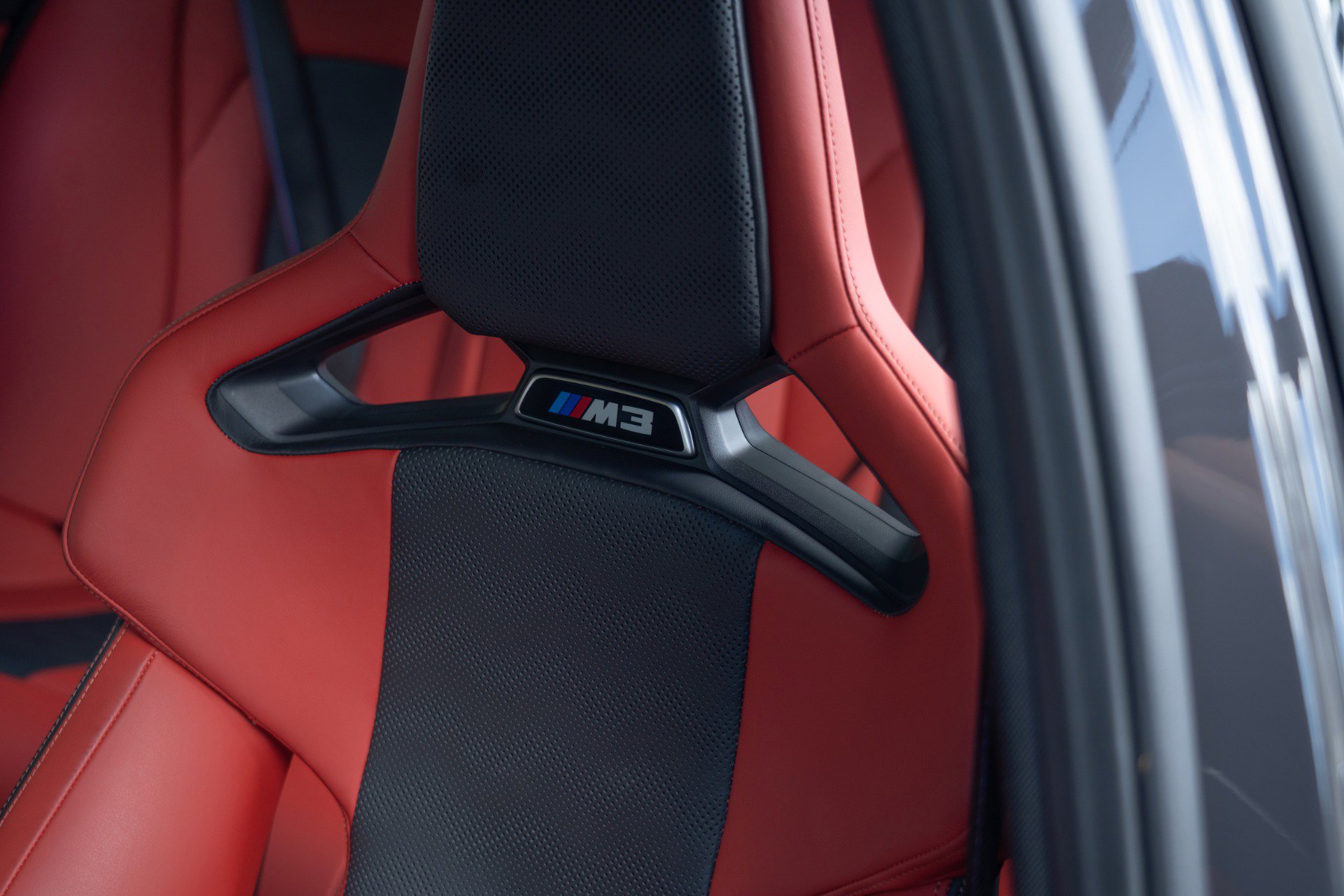Used 2025 BMW M3 Competition w/ M Carbon Exterior Package image 44