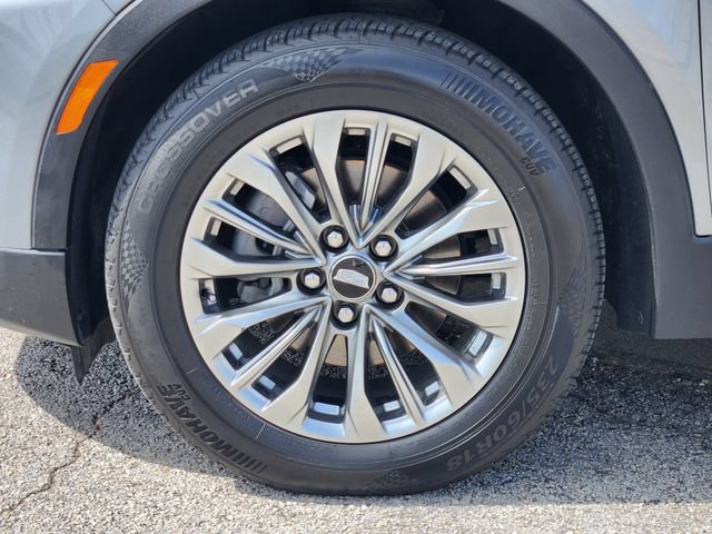Used 2025 Cadillac XT4 Premium Luxury FWD image 10