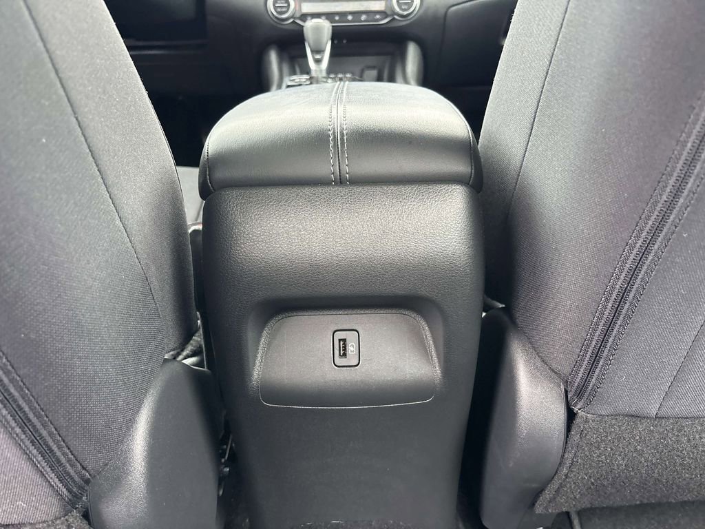 Certified 2024 Nissan Sentra SV w/ All-Weather Package FWD image 11