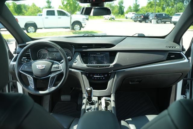 Used 2020 Cadillac XT5 Premium Luxury AWD/4WD image 26