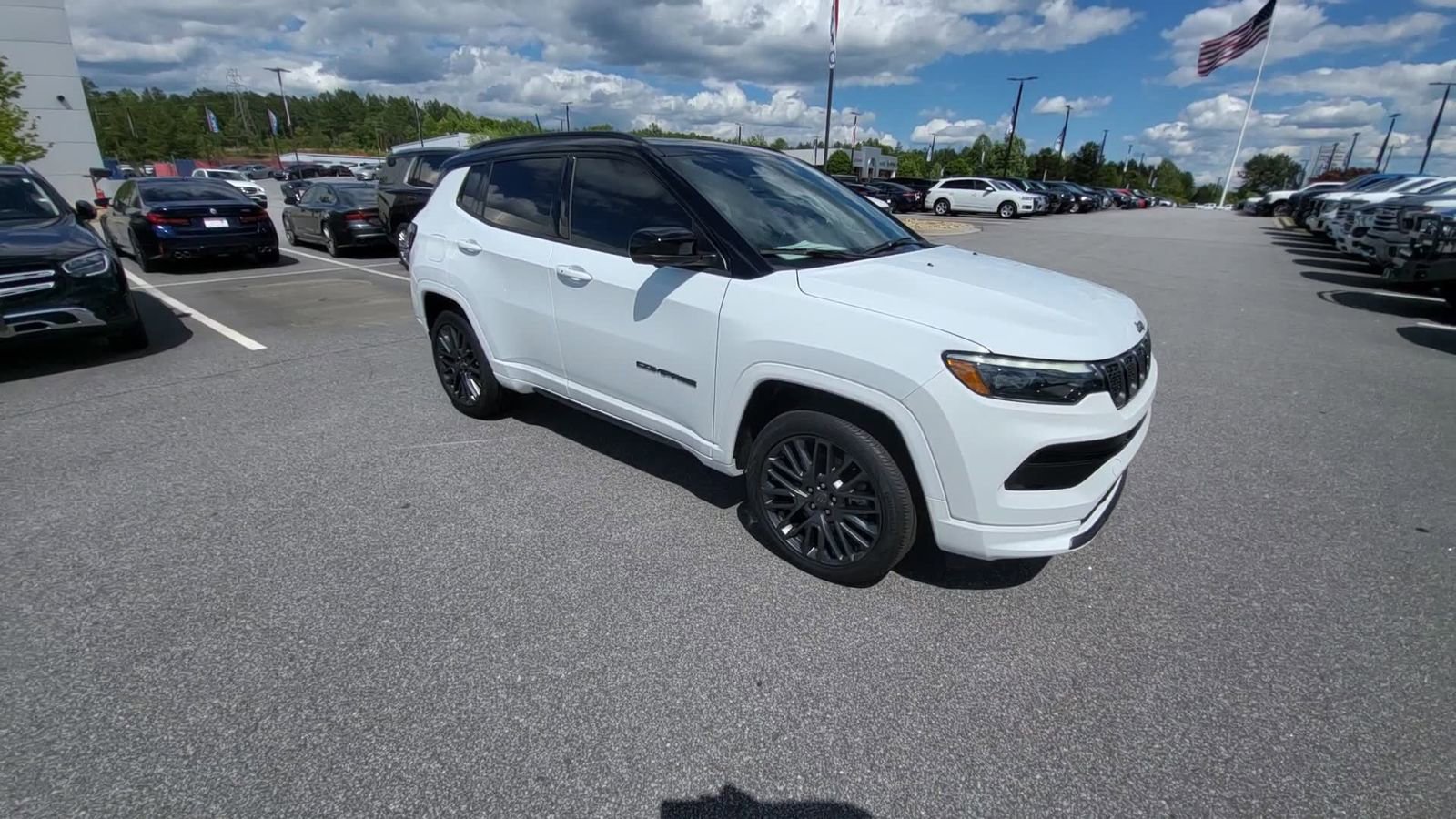 Used 2024 Jeep Compass Limited w/ Driver Assist Group I AWD/4WD image 4