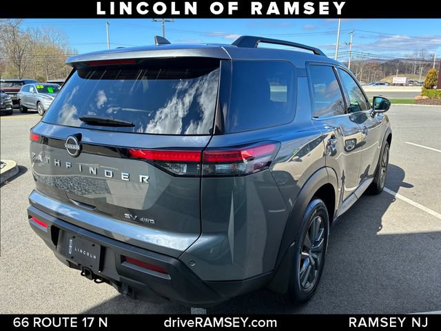 Used 2022 Nissan Pathfinder SV w/ SV Premium Package AWD/4WD image 7
