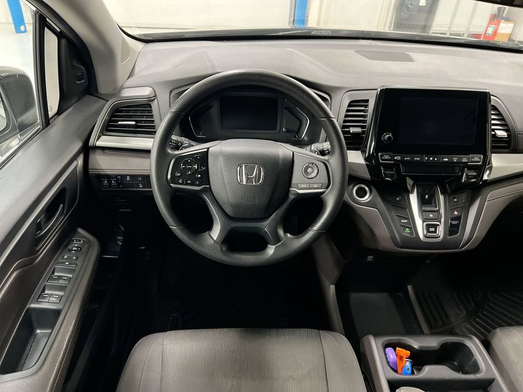 Used 2018 Honda Odyssey EX image 11