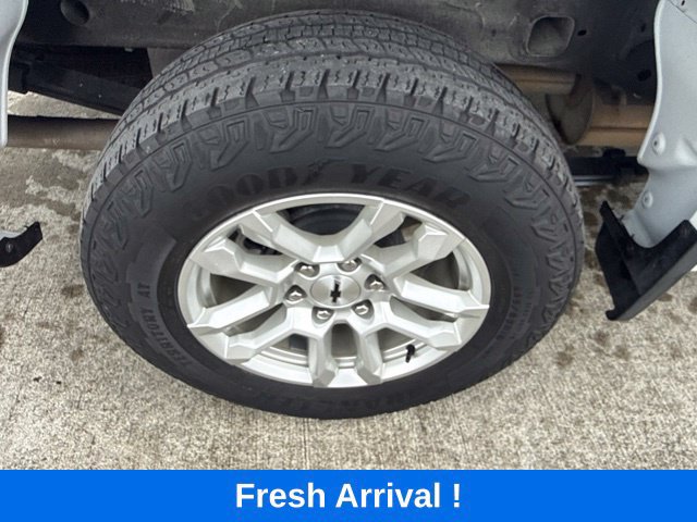 Used 2024 Chevrolet Silverado 1500 RST w/ Convenience Package II AWD/4WD image 23