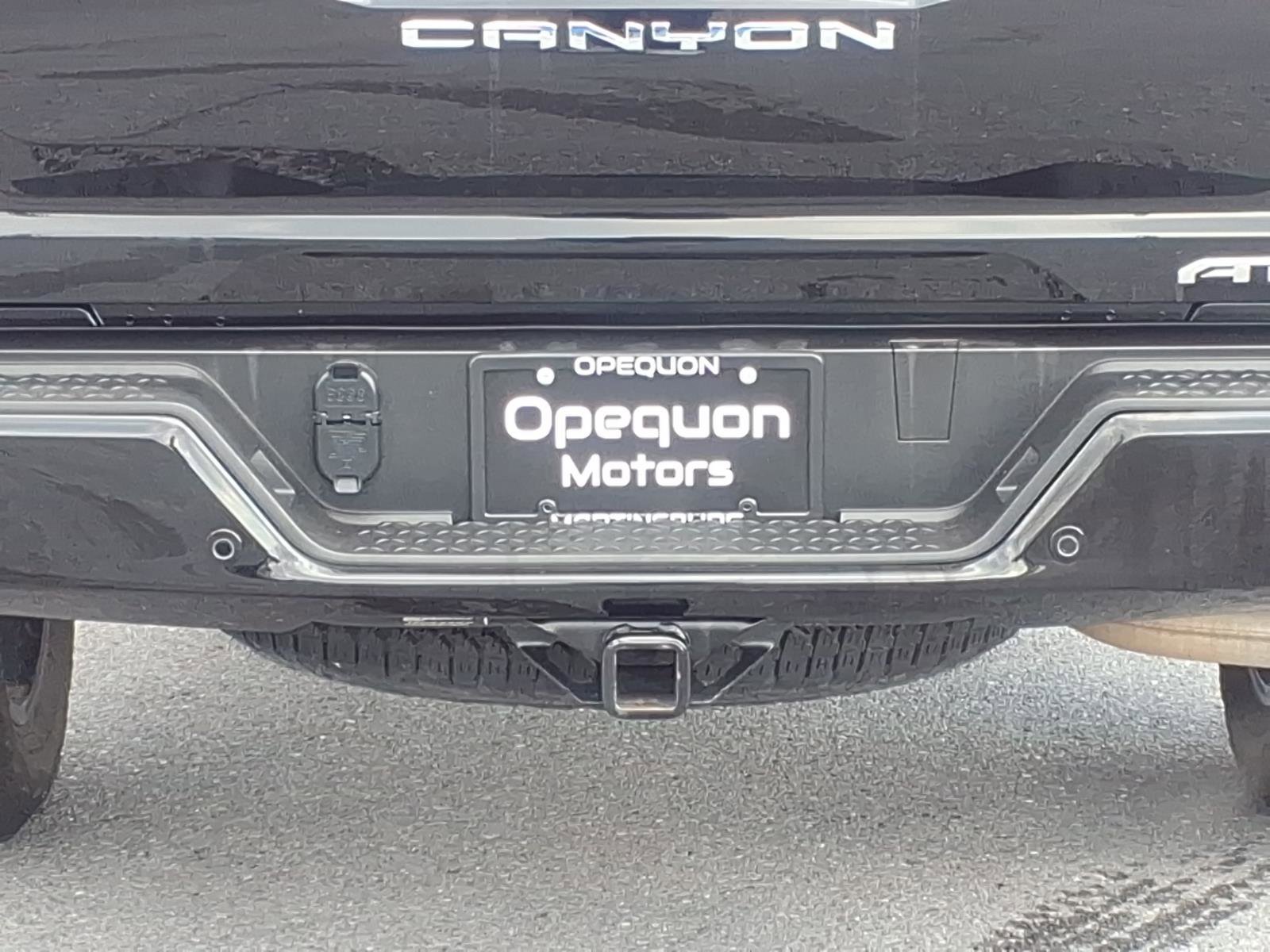 Certified 2023 GMC Canyon AT4 w/ LPO, Sports Bar Package image 5