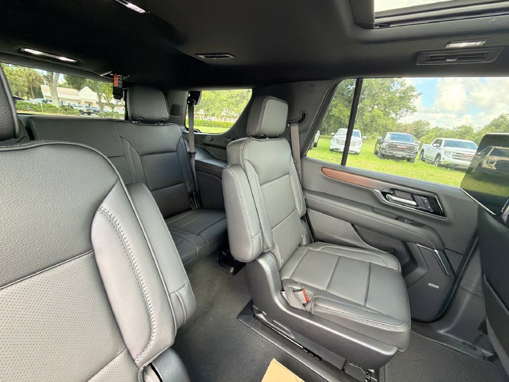 New 2026 GMC Yukon Denali w/ Advanced Technology Package AWD/4WD image 14