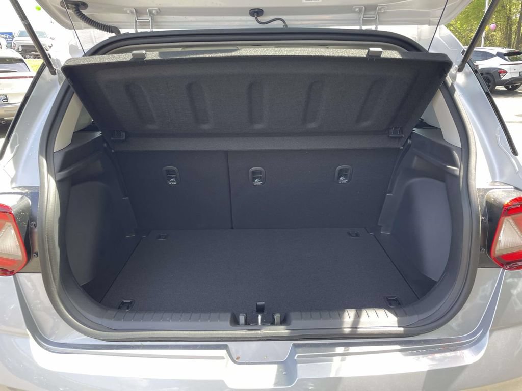 New 2026 Hyundai Venue SE FWD image 8