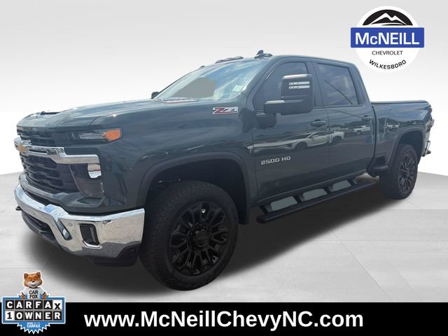 Used 2026 Chevrolet Silverado 2500 LT w/ Safety Package AWD/4WD image 3