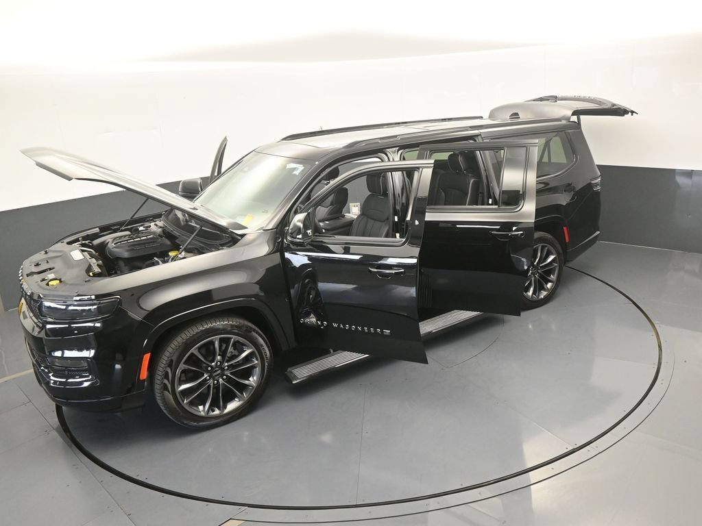 Used 2024 Jeep Grand Wagoneer L Series II w/ Quick Order Packagew 28T AWD/4WD image 71