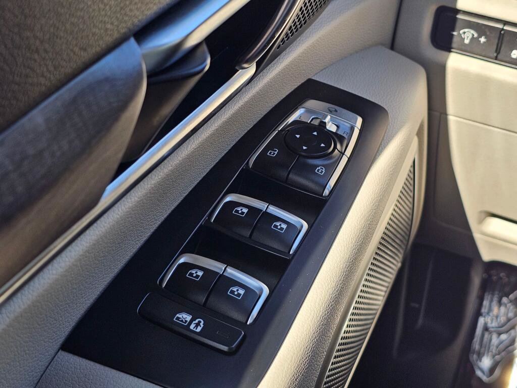Used 2020 Kia Telluride EX AWD/4WD image 32