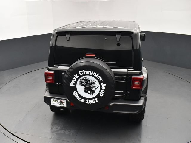 Used 2024 Jeep Wrangler Unlimited Sahara w/ Dual Top Group AWD/4WD image 14