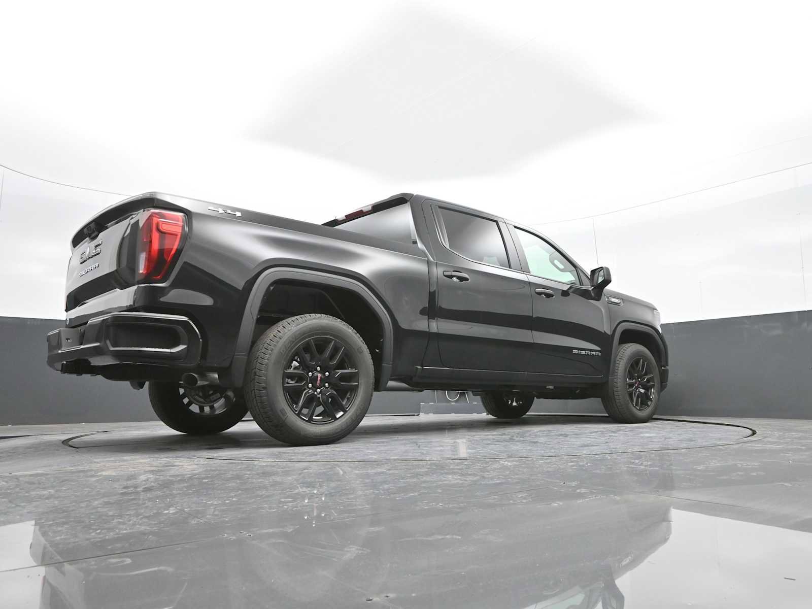 New 2026 GMC Sierra 1500 Pro w/ Graphite Edition image 37