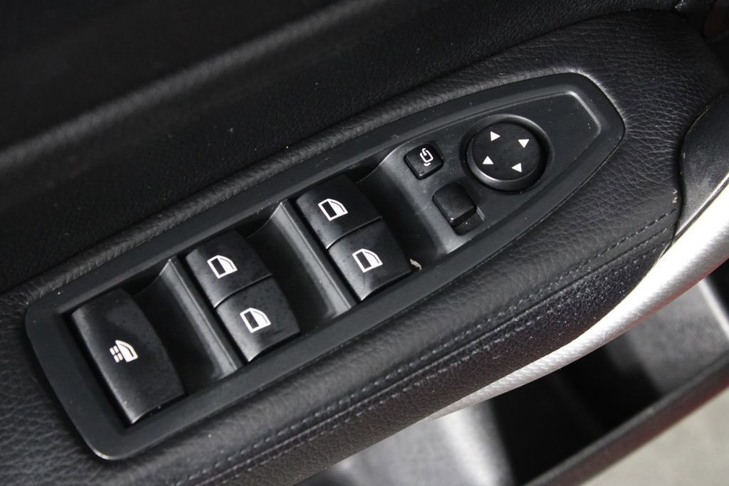 Used 2016 BMW M235i xDrive Convertible image 20