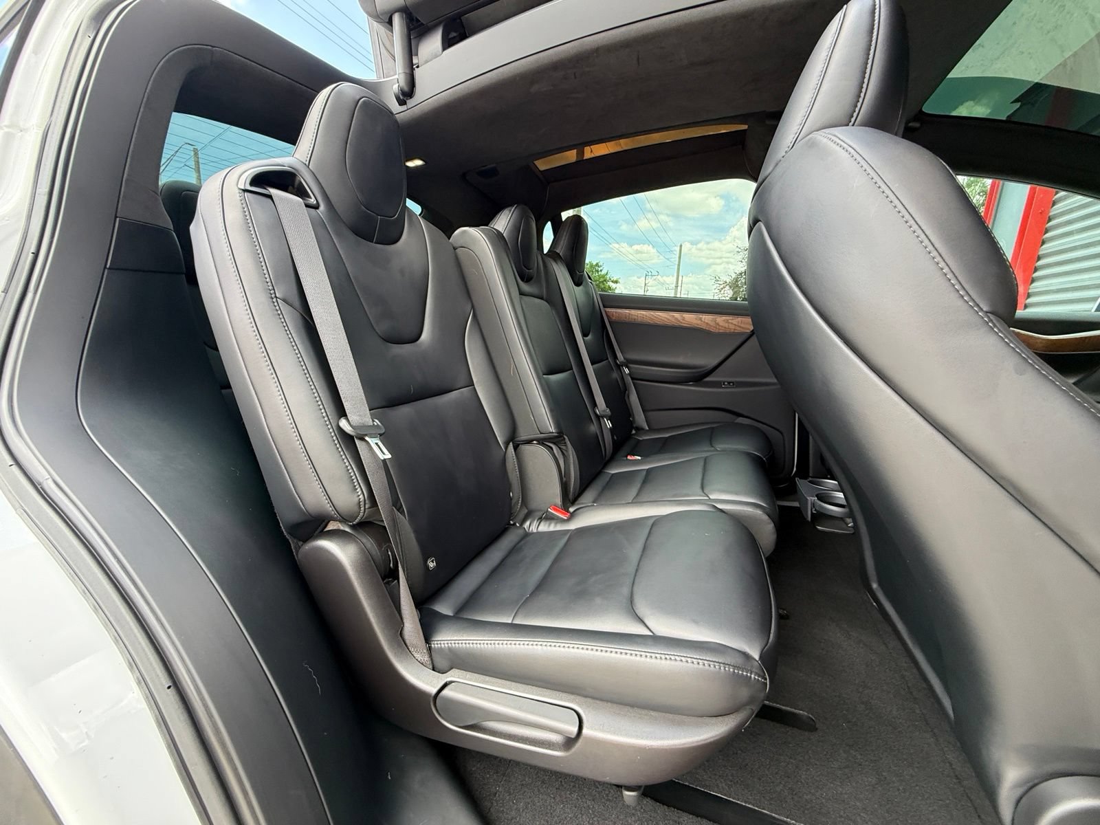 Used 2020 Tesla Model X Long Range AWD/4WD image 24