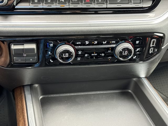 New 2026 Chevrolet Silverado 2500 High Country w/ High Country Premium Package AWD/4WD image 34
