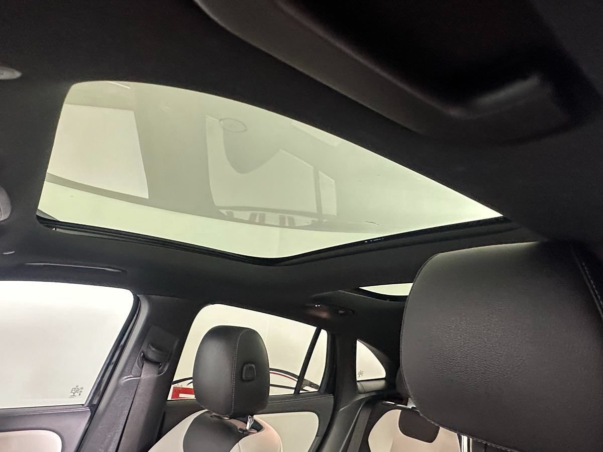 Used 2021 Mercedes-Benz GLA 35 AMG 4MATIC image 19