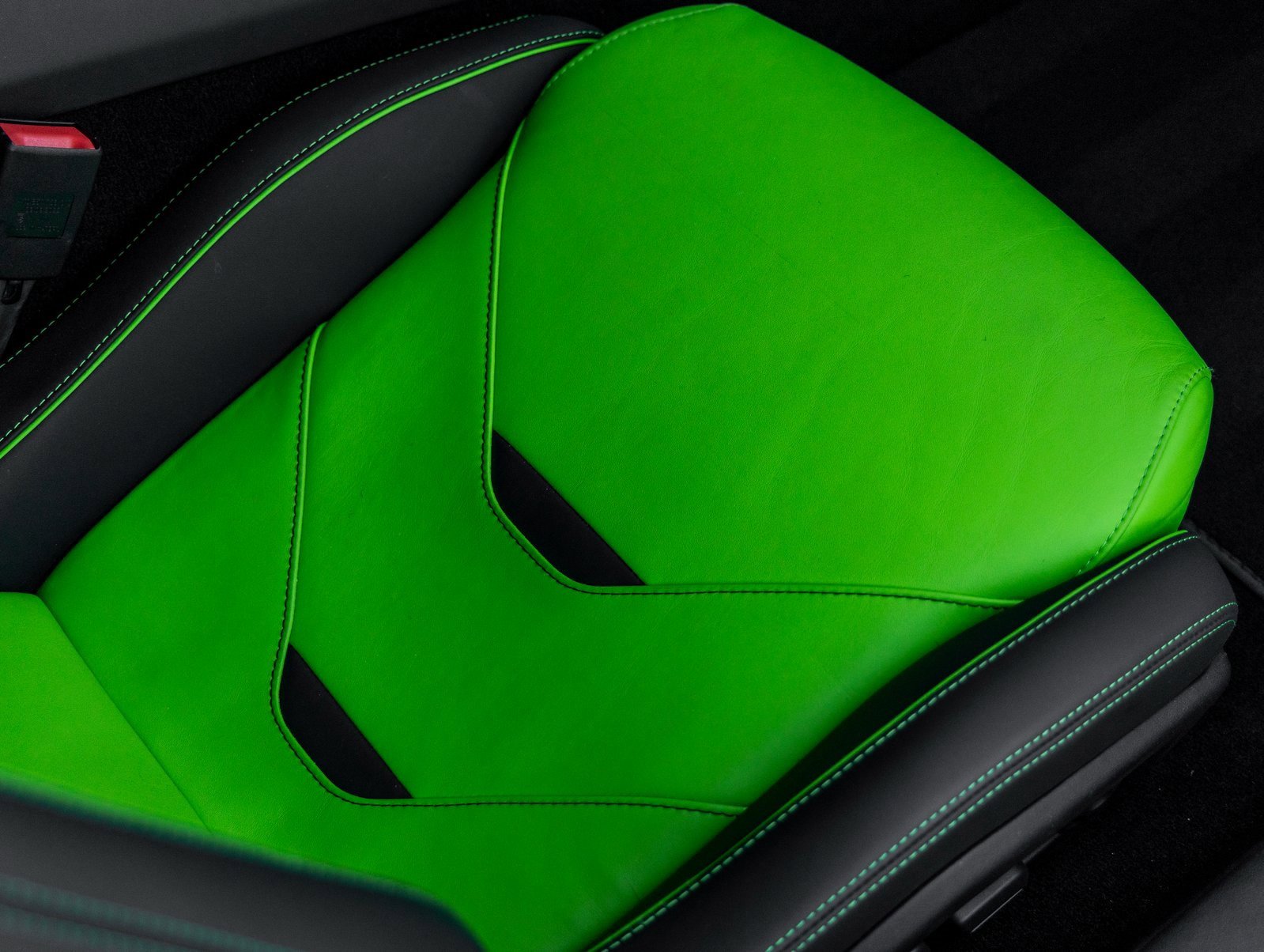 Used 2023 Lamborghini Huracan EVO image 34