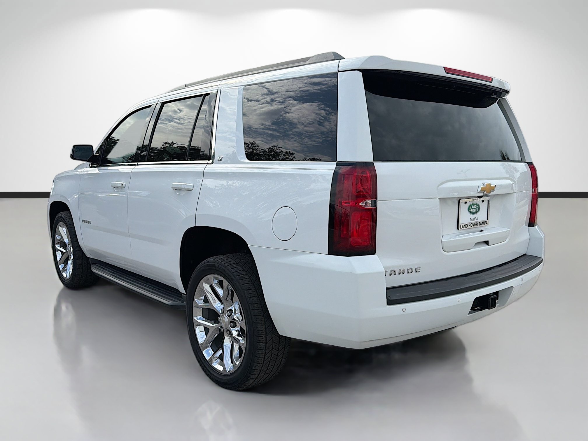 Used 2020 Chevrolet Tahoe LT RWD image 3