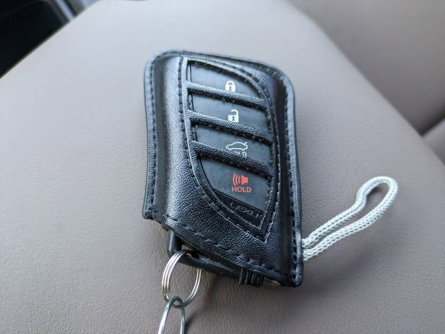 Used 2022 Lexus ES 350 w/ Premium Package FWD image 32