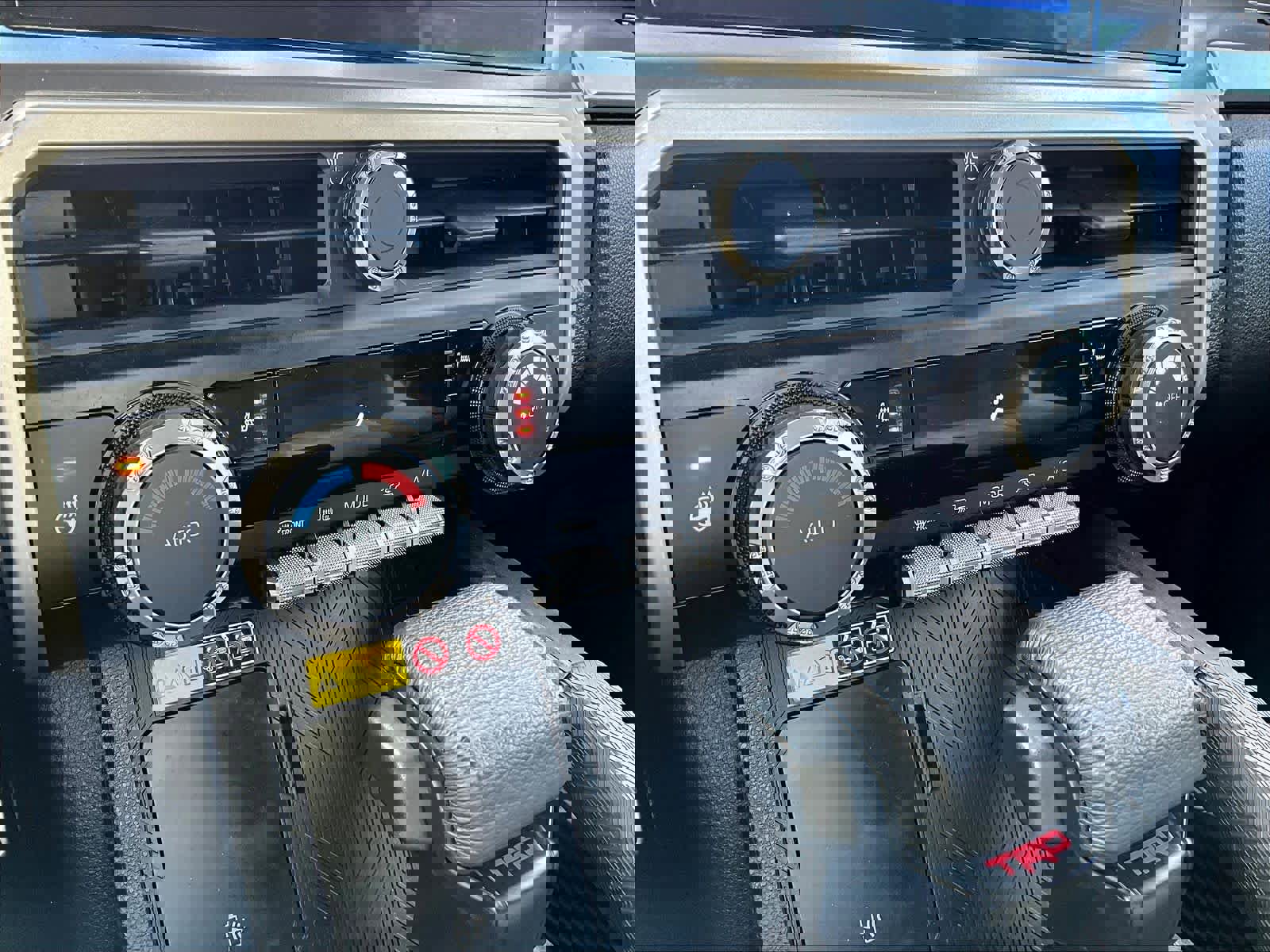 Used 2024 Toyota Tacoma TRD Sport image 26