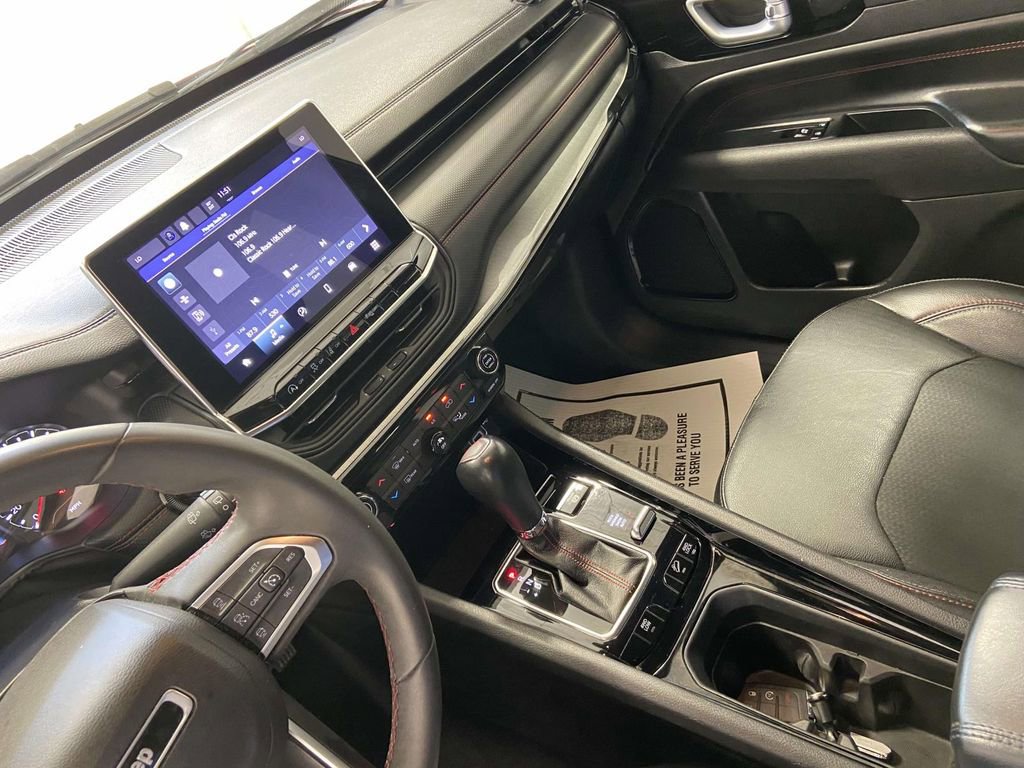 Used 2023 Jeep Compass Trailhawk image 17