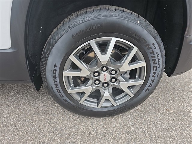 Certified 2022 GMC Acadia SLE w/ Driver Convenience Package image 35