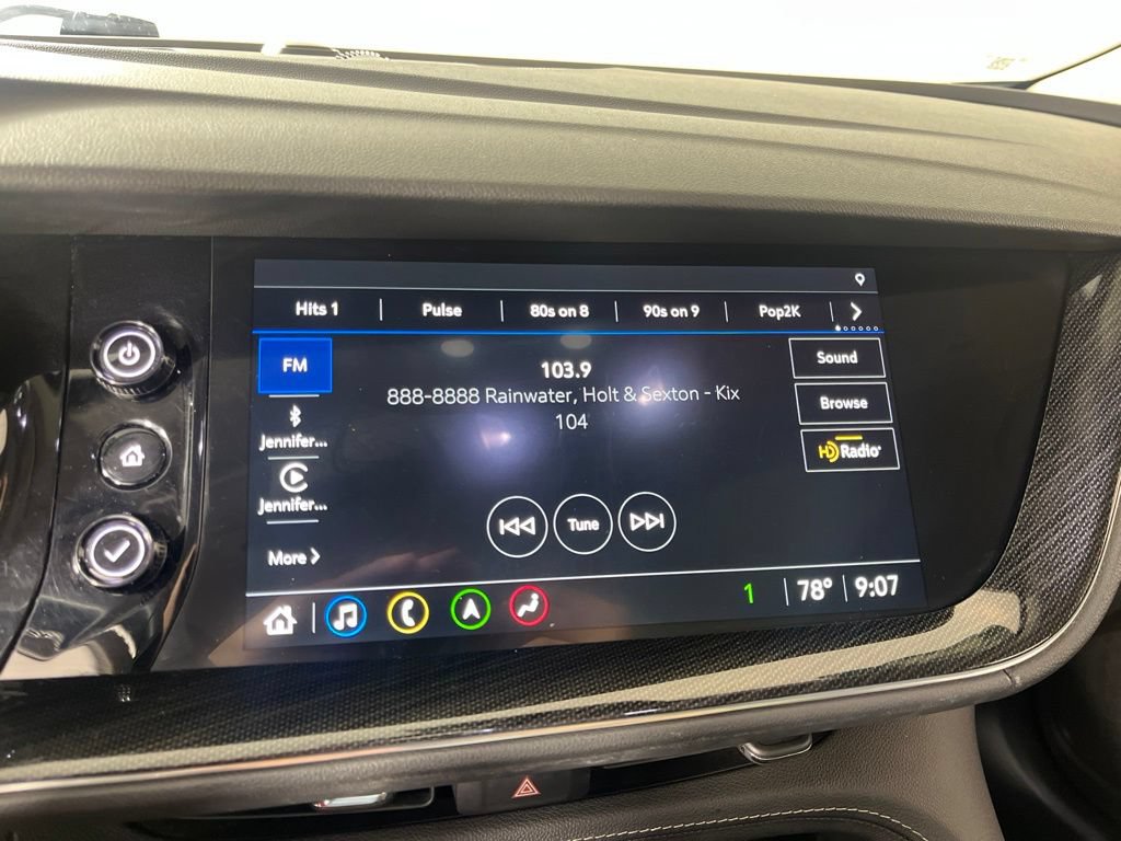 Certified 2022 Buick Envision Essence w/ Technology Package I FWD image 28