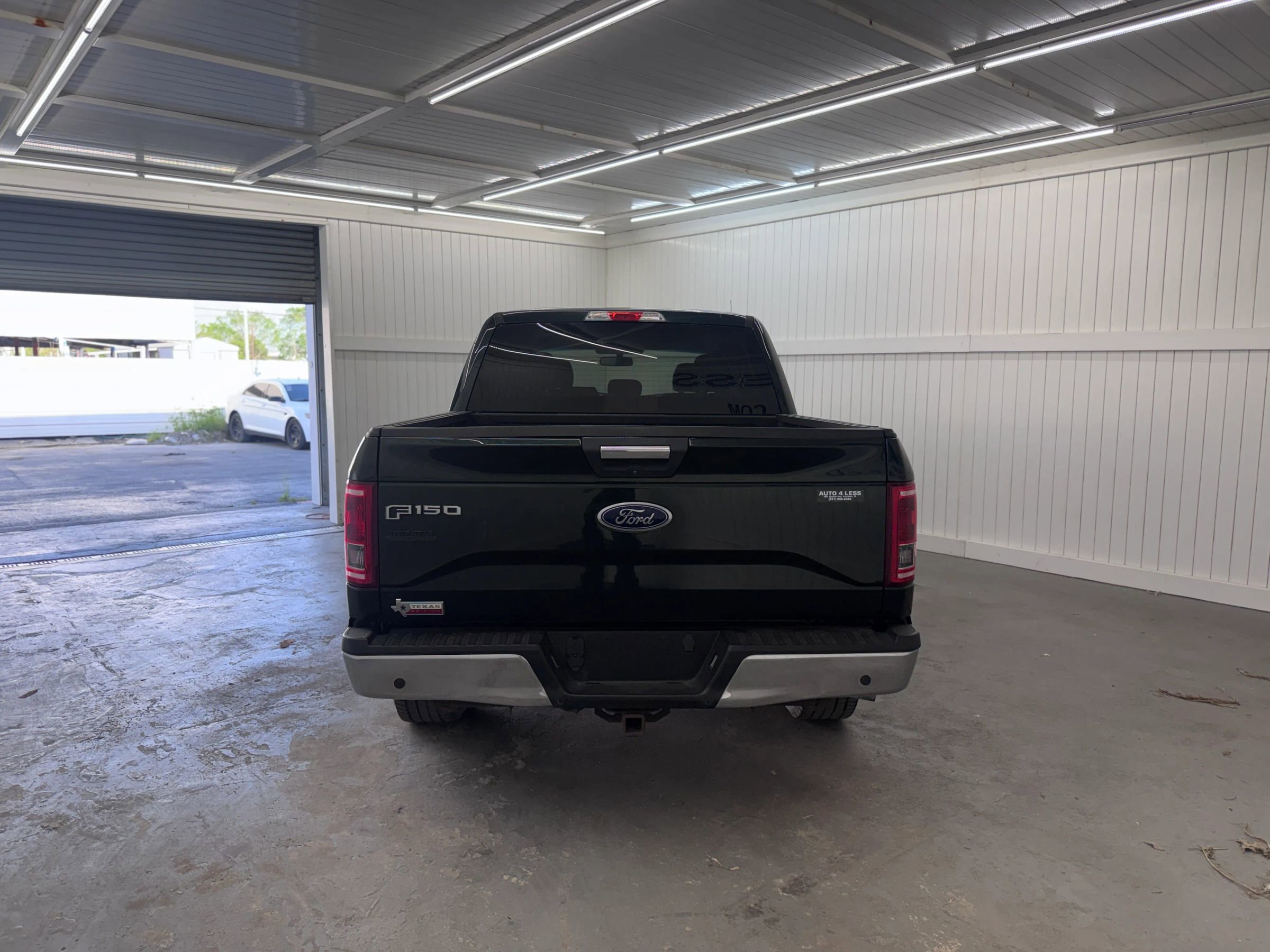 Used 2015 Ford F150 XLT w/ Equipment Group 301A Mid RWD image 6