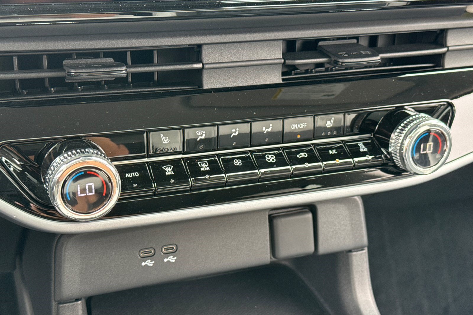 Certified 2024 Honda Prologue Touring image 18